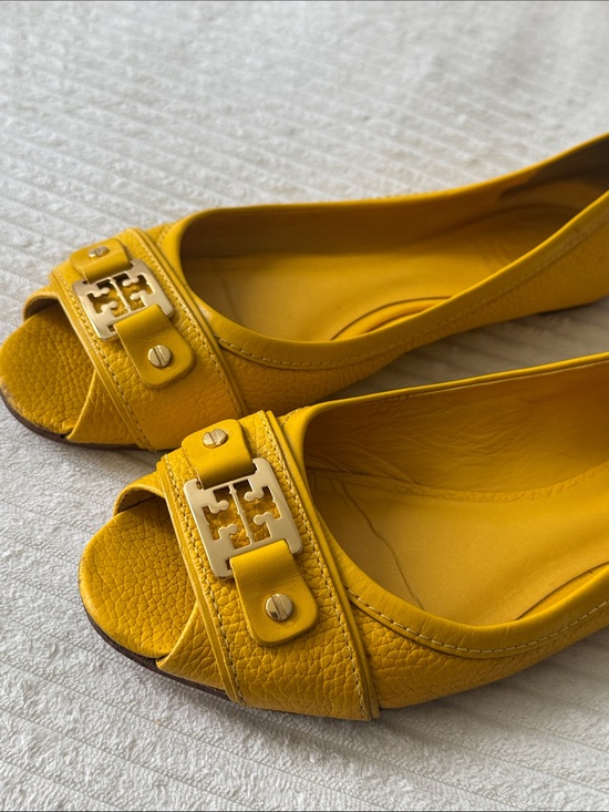 Tory Burch Shoes - Tory Burch Yellow Flats Size 8.5
